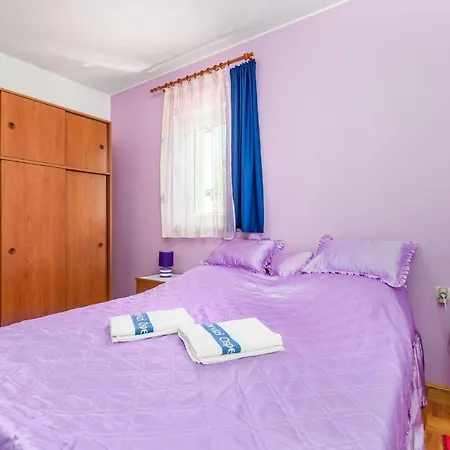 Giani With Swimming Pool Apartment Opatija