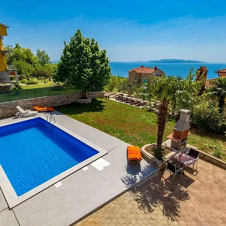 Giani With Swimming Pool Opatija